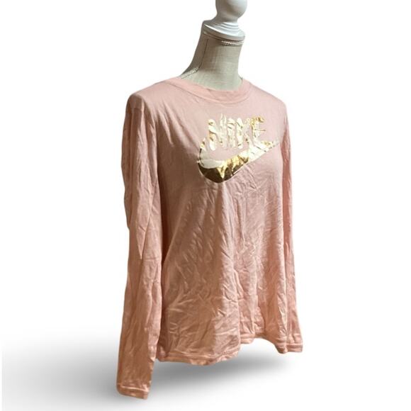 Nike Long Sleeve Tee - Picture 4 of 7